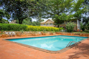 Jinja Safari Hotel